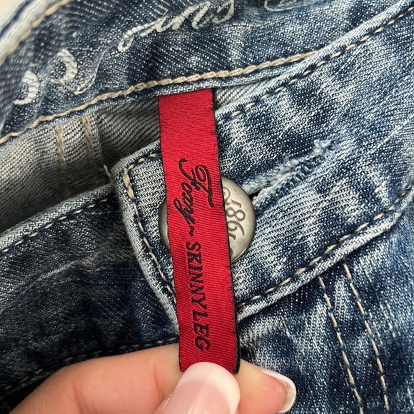 Guess Jeans Foxy Skinny Leg - Picture 10 of 14